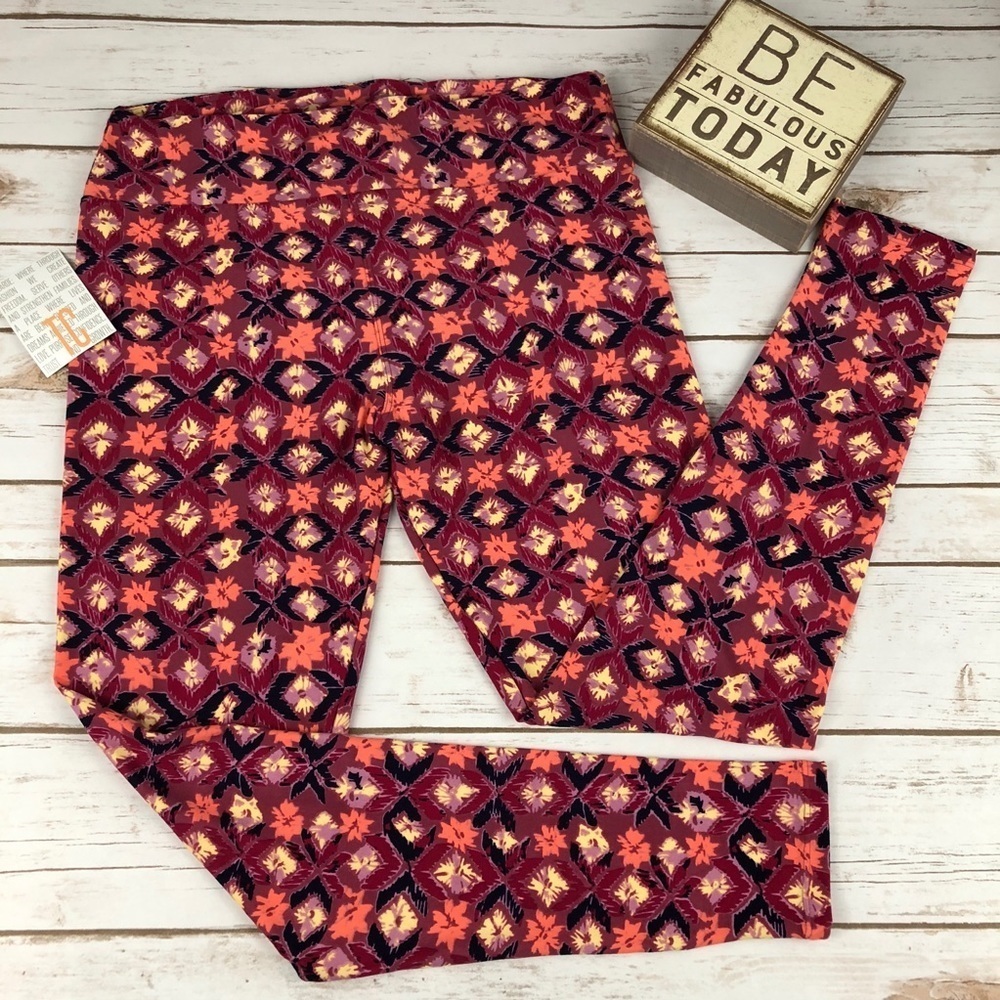 26 LuLaRoe Floral Print Leggings size TC